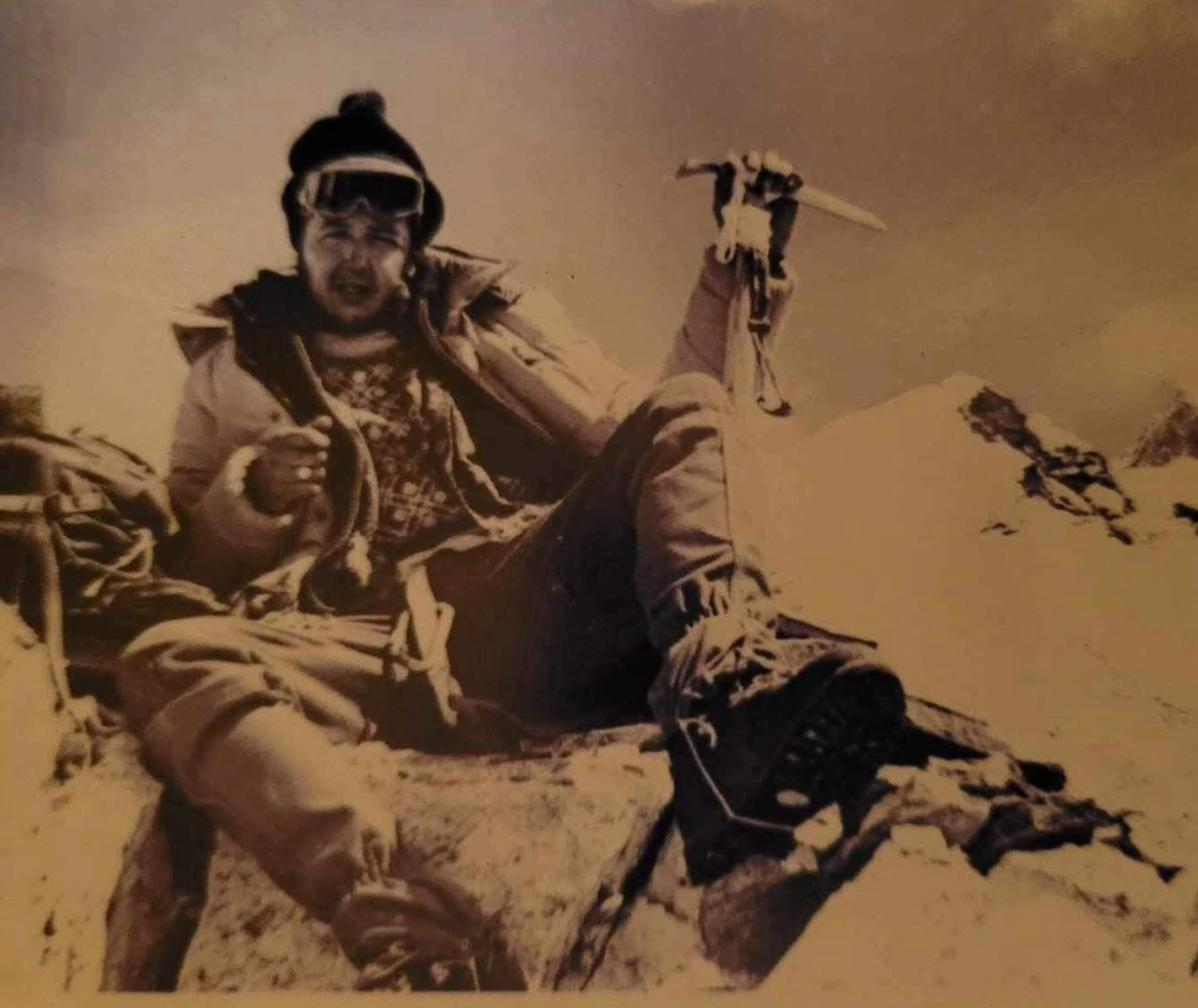 G7RXT at the summit of Mount Everest — the spirit behind our Ground to the Peak philosophy